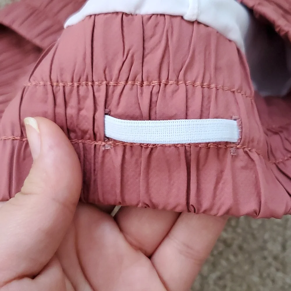 ACTA high waisted running shorts - Picture 5 of 6